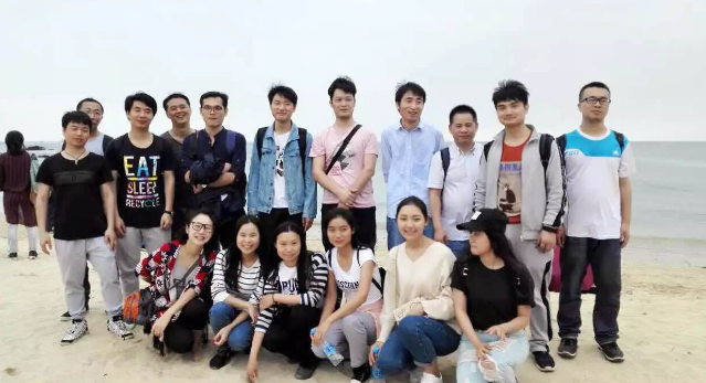 金沙8087科技深圳产品一部器材冲海岸线穿越